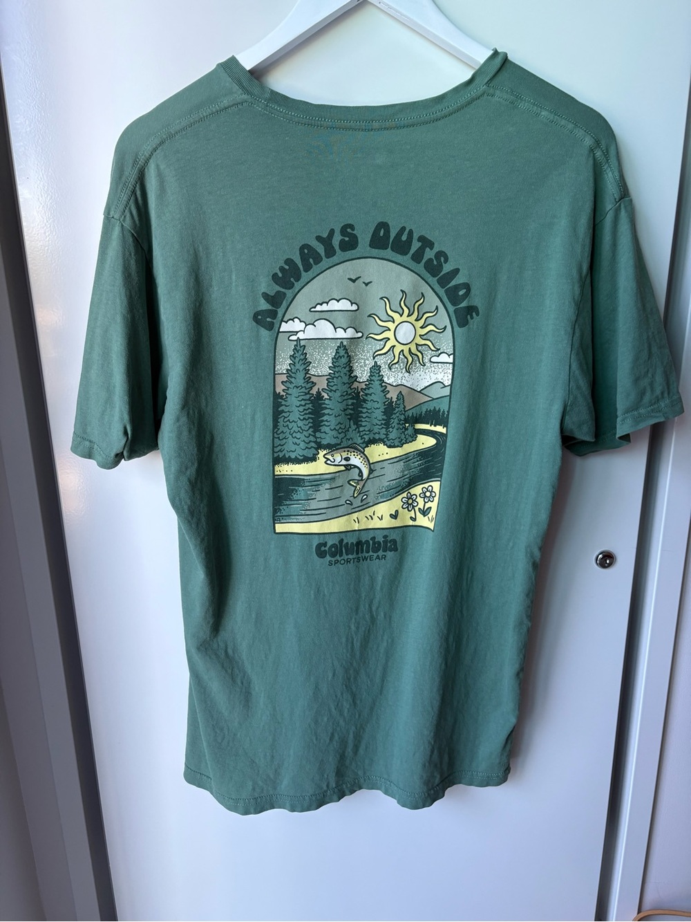 Columbia Short Sleeve Tee in Sage Green